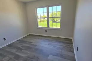 1428 Surrey Ln, Saint Peters, MO 63304 - Photo 9