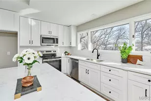 17 Christine Dr, Saint Peters, MO 63376 - Photo 19