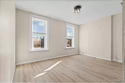 3233 Nebraska Avenue, Saint Louis, MO 63118 - Photo 23