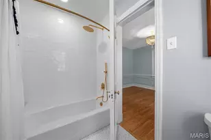 8122 Gannon Ave, University City, MO 63130 - Photo 35