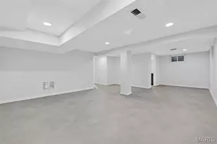 8609 Rosalie Ave, Brentwood, MO 63144 - Photo 19