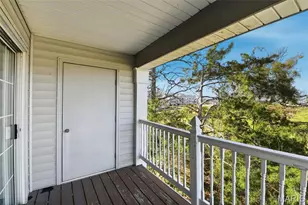 1 Berview Cir, Saint Louis, MO 63129 - Photo 17