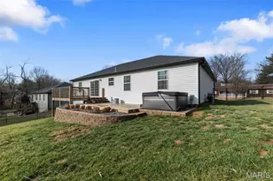 2325 Sherwood Dr, Cape Girardeau, MO 63701 - Photo 9