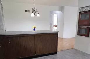 10714 Winthrop Ct, Saint Louis, MO 63123 - Photo 5