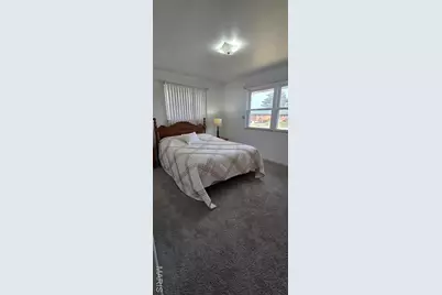 10714 Winthrop Court, Saint Louis, MO 63123 - Photo 9