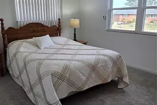 10714 Winthrop Ct, Saint Louis, MO 63123 - Photo 9