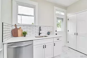 5462 Nottingham Ave, Saint Louis, MO 63109 - Photo 11