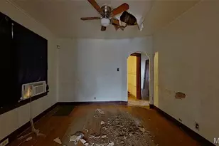 5053 Claxton Ave, Saint Louis, MO 63120 - Photo 3