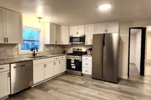 10724 Lacklink Rd, Saint Louis, MO 63114 - Photo 15