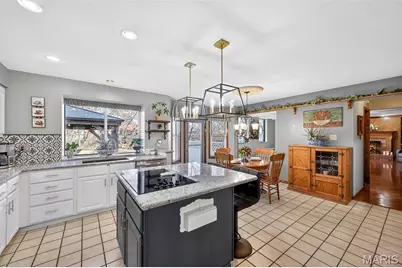 411 Savannah Ridge Drive, Saint Charles, MO 63303 - Photo 9