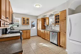 5722 Murdoch Ave, Saint Louis, MO 63109 - Photo 9