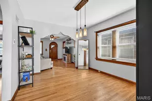 5722 Murdoch Ave, Saint Louis, MO 63109 - Photo 5