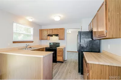 1031 Exacta Court, Florissant, MO 63034 - Photo 9