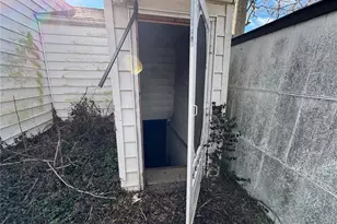 159 Flora Dr, Hazelwood, MO 63135 - Photo 11