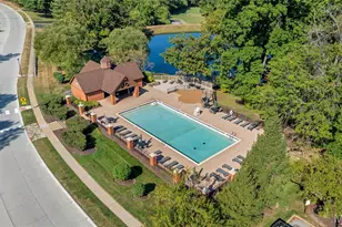 17609 Burnham Ct, Chesterfield, MO 63005 - Photo 67