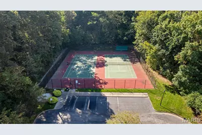 17609 Burnham Court, Chesterfield, MO 63005 - Photo 73