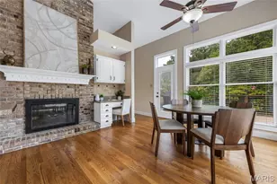 17609 Burnham Ct, Chesterfield, MO 63005 - Photo 17