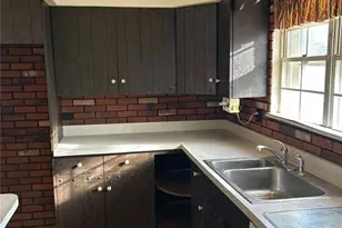 808 Catania Dr, Ballwin, MO 63021 - Photo 3