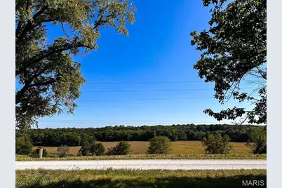 1735 Tickridge, Elsberry, MO 63343 - Photo 3