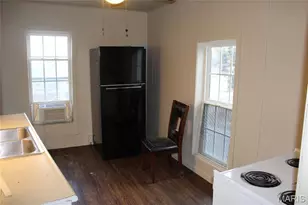 842 Kinzer St, Poplar Bluff, MO 63901 - Photo 9