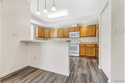 101 Half Moon Bay Lane, Ballwin, MO 63011 - Photo 15