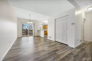 101 Half Moon Bay Ln, Ballwin, MO 63011 - Photo 11