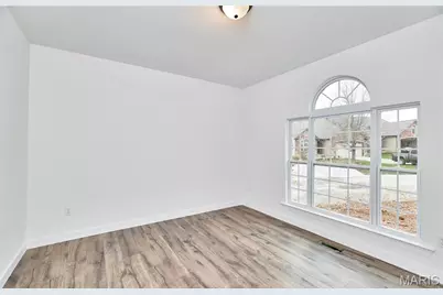 152 Canyon Creek Circle, Moscow Mills, MO 63362 - Photo 3