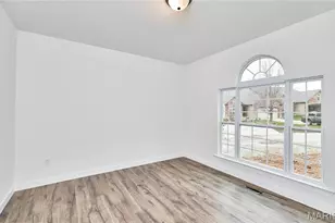 152 Canyon Creek Cir, Moscow Mills, MO 63362 - Photo 3