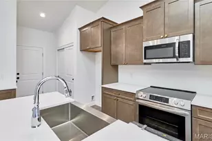 152 Canyon Creek Cir, Moscow Mills, MO 63362 - Photo 11