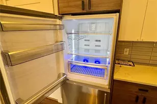 415 DeBaliviere Ave, Saint Louis, MO 63112 - Photo 31