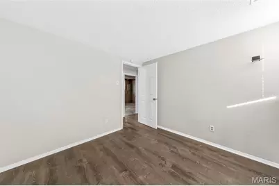 2265 Briarcrest Drive, Saint Louis, MO 63033 - Photo 35