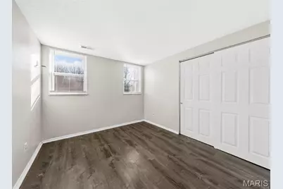 2265 Briarcrest Drive, Saint Louis, MO 63033 - Photo 33