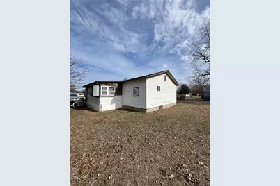 303 Conyers St, East Prairie, MO 63845 - Photo 1