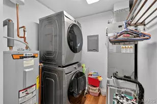 10956 Village Grove Dr, Saint Louis, MO 63123 - Photo 15