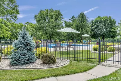 123 Townview Drive, Wentzville, MO 63385 - Photo 7