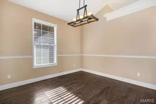 623 Castle Ridge Dr, Wentzville, MO 63385 - Photo 11