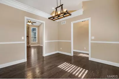 623 Castle Ridge Drive, Wentzville, MO 63385 - Photo 9