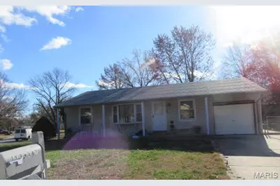 1940 Hudson Road, Saint Louis, MO 63136 - Photo 1