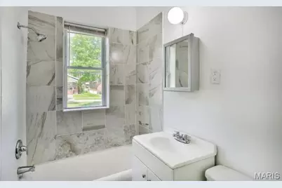 4981 Rosalie Street, Saint Louis, MO 63115 - Photo 7