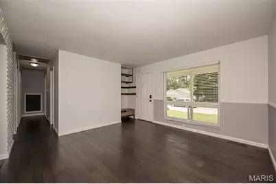 3060 Postport Lane, Maryland Heights, MO 63043 - Photo 9