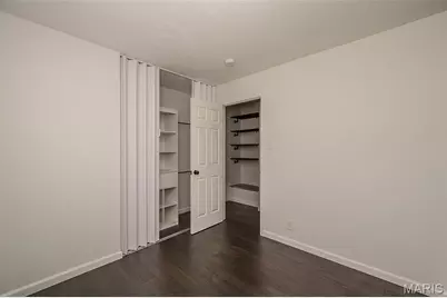 3060 Postport Lane, Maryland Heights, MO 63043 - Photo 17