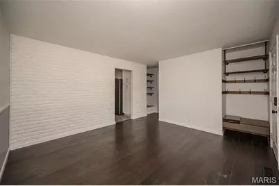 3060 Postport Lane, Maryland Heights, MO 63043 - Photo 7