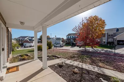 34 Logan Crossing Circle, O'Fallon, MO 63366 - Photo 3