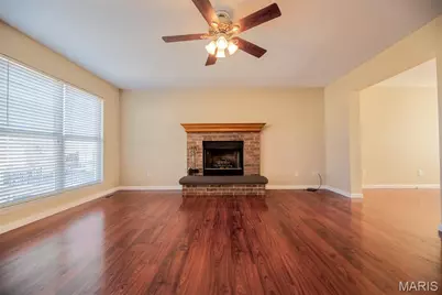 34 Logan Crossing Circle, O'Fallon, MO 63366 - Photo 7