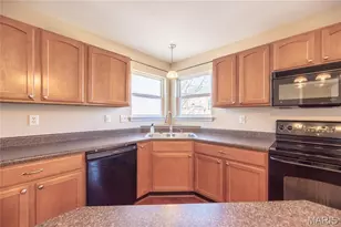 34 Logan Crossing Cir, O'Fallon, MO 63366 - Photo 17