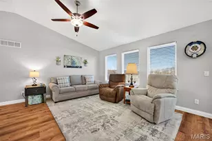 523 Falcons Flight, Wright City, MO 63390 - Photo 7