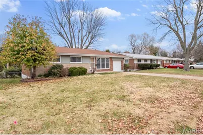 7 Flamingo Drive, Hazelwood, MO 63042 - Photo 3