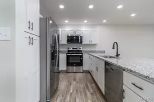 880 East St, Lebanon, MO 65536 - Photo 9