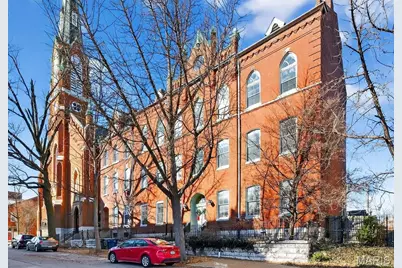 1621 S 11th Street #D, Saint Louis, MO 63104 - Photo 3