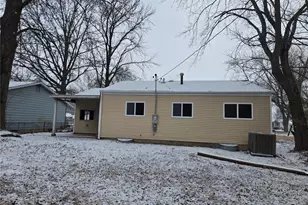 11035 Saturn Dr, Maryland Heights, MO 63043 - Photo 25